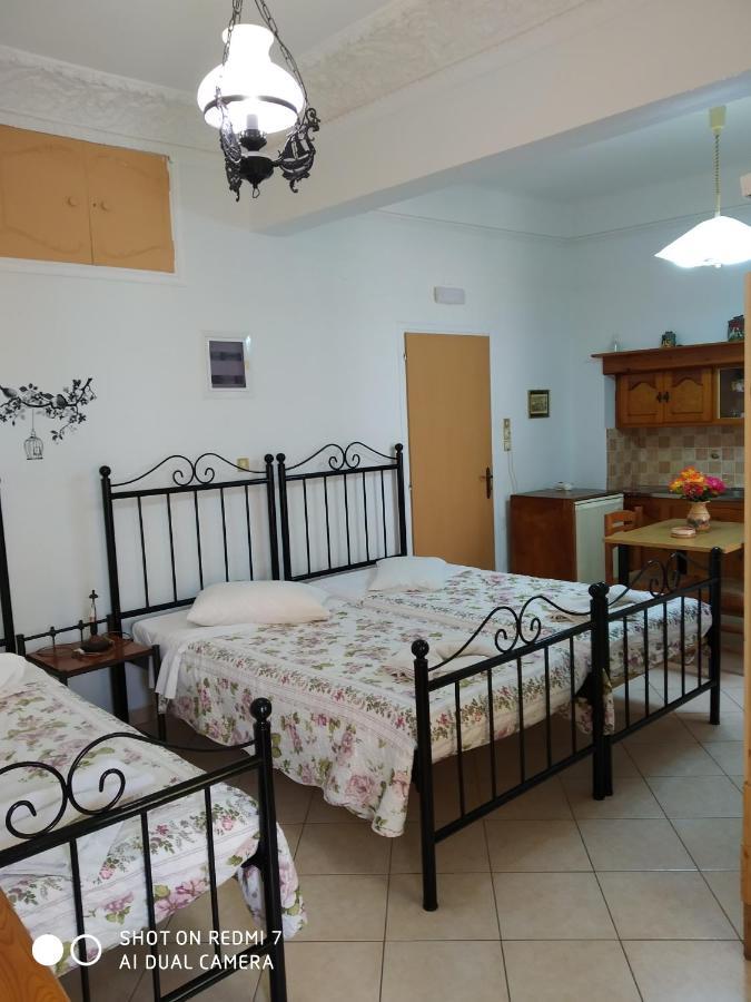 Hermoupoli Rooms Extérieur photo